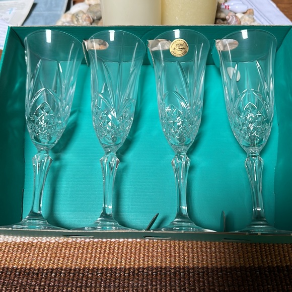 🆕CRISTAL DE FLANDRE SALZBURG 1994 🍾🥂CHAMPAGNE FLUTES (4) LEAD CRYSTAL 24% - Picture 3 of 7